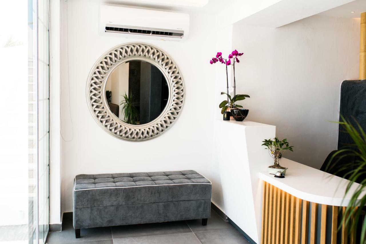 Margarita Hotel Firostefani Luaran gambar
